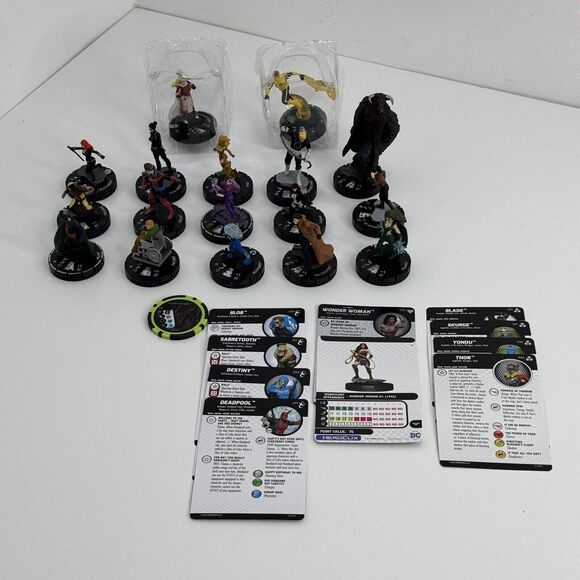 Heroclix Marvel/DC Lot Figures 17 Cards 10, 1 Token Wolverine The Chief Polaris - Picture 1 of 11